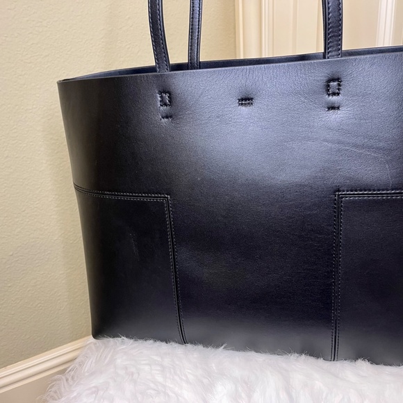 PRICE DROP! NWOT! Tory Burch Block-T Tote - Black - Picture 4 of 16